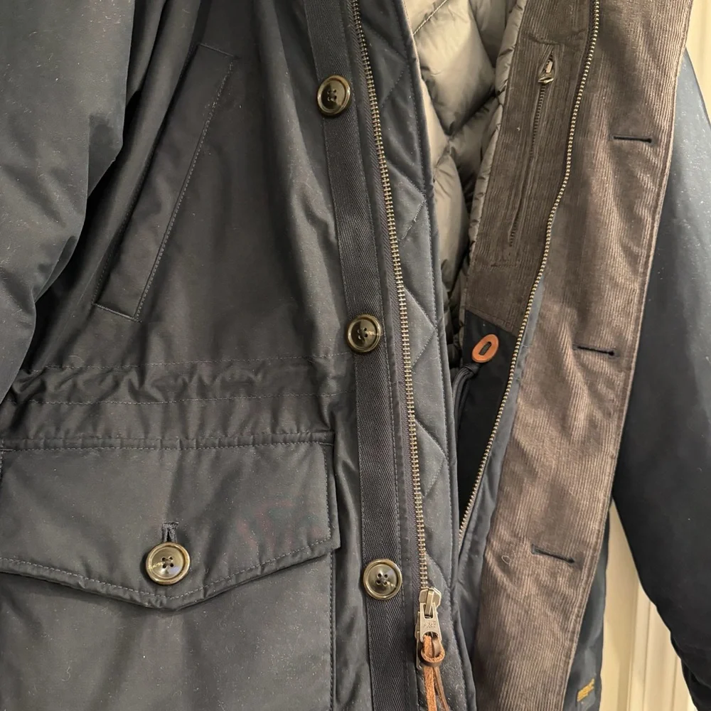 Abercrombie & Fitch Men’s Ultra Down Parka with Faux Fur Trim Size XL Like New - Picture 6 of 16